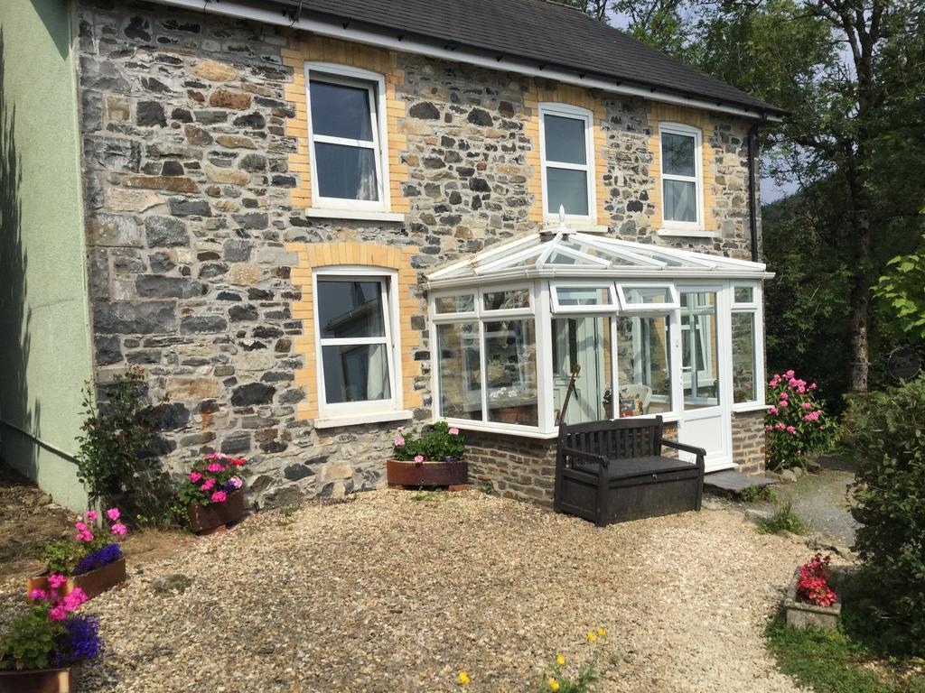Bed and Breakfast Maes Y Gwaelod Llanwrtyd Wells Exteriér fotografie